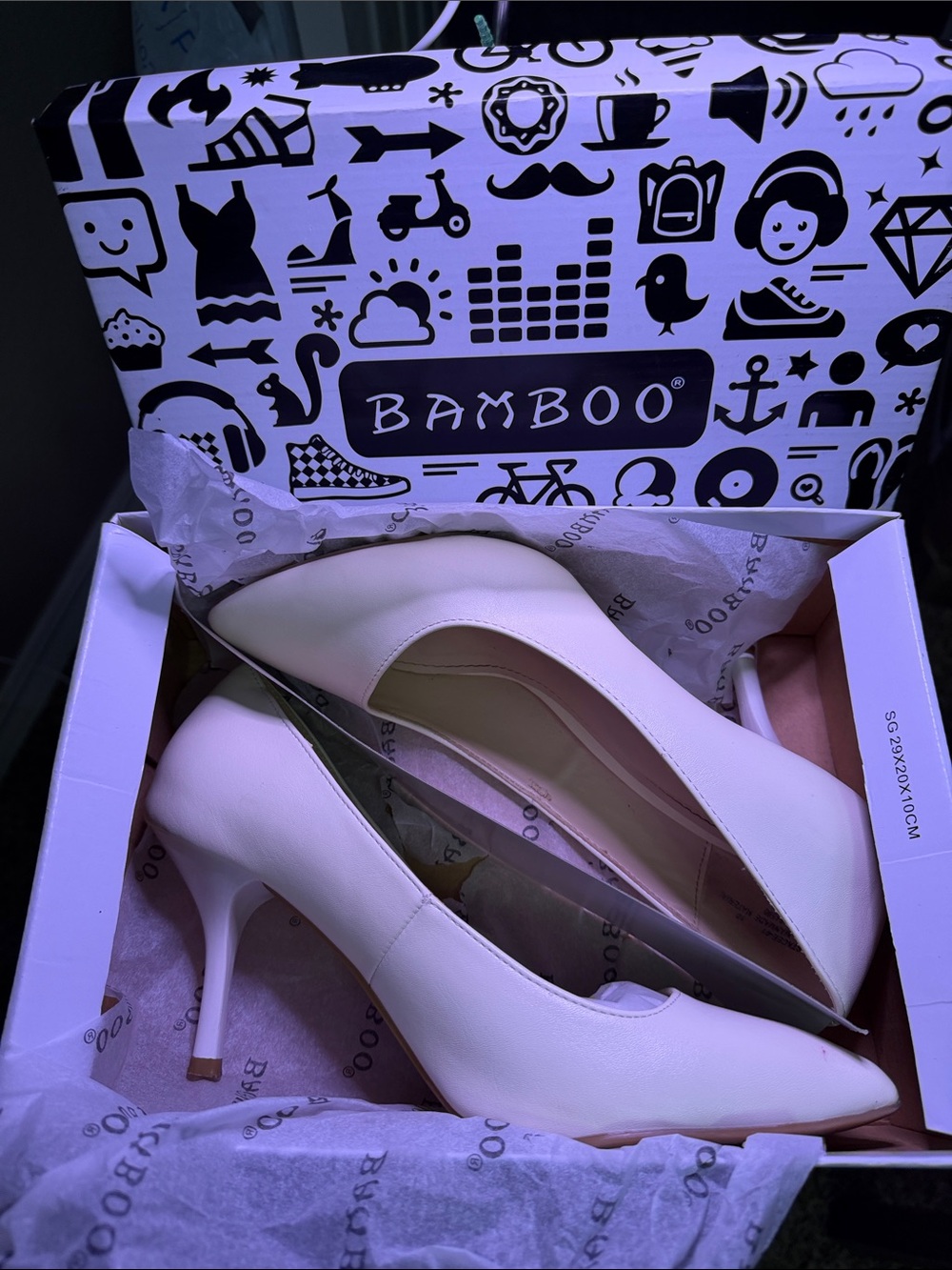 BAMBOO Pointed Toe Pumps — Off-White